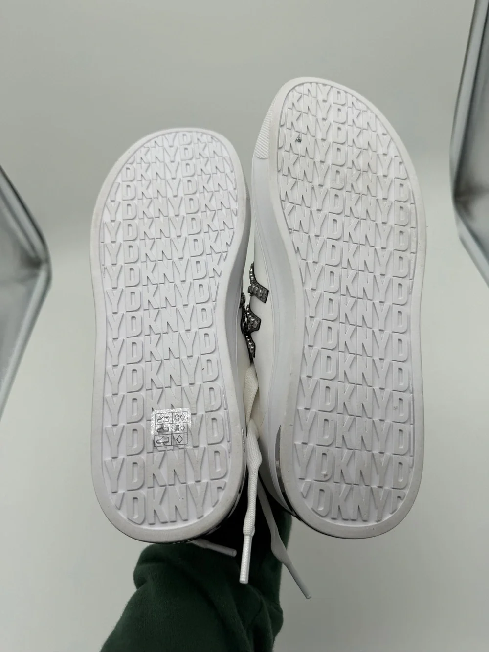 DKNY Abeni Sneakers Logo Detail Lace Up White Silver - Size 8
